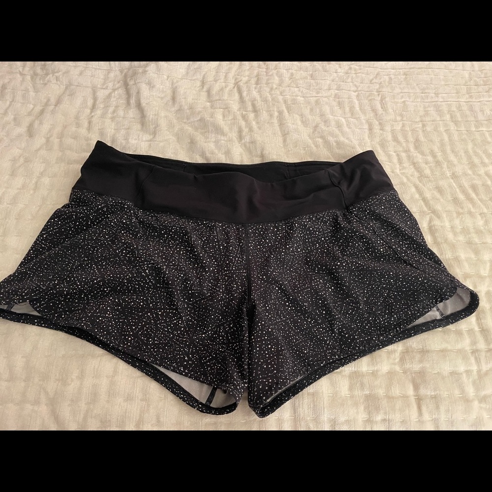 Speed up mid rise lined 4’ short
